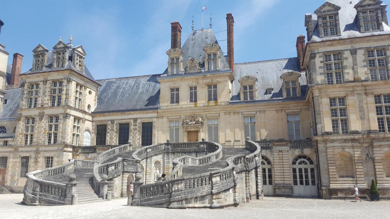 Apakabar Homestay - Proche Gare Melun, Parking Prive, Netflix La Rochette  Exteriör bild